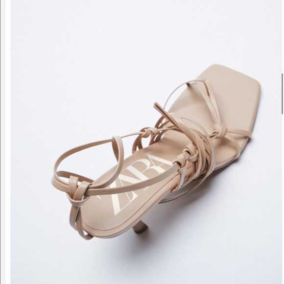 ZARA NEW WOMAN TIED HEEL LEATHER SQUARE SANDALS - Picture 6 of 12